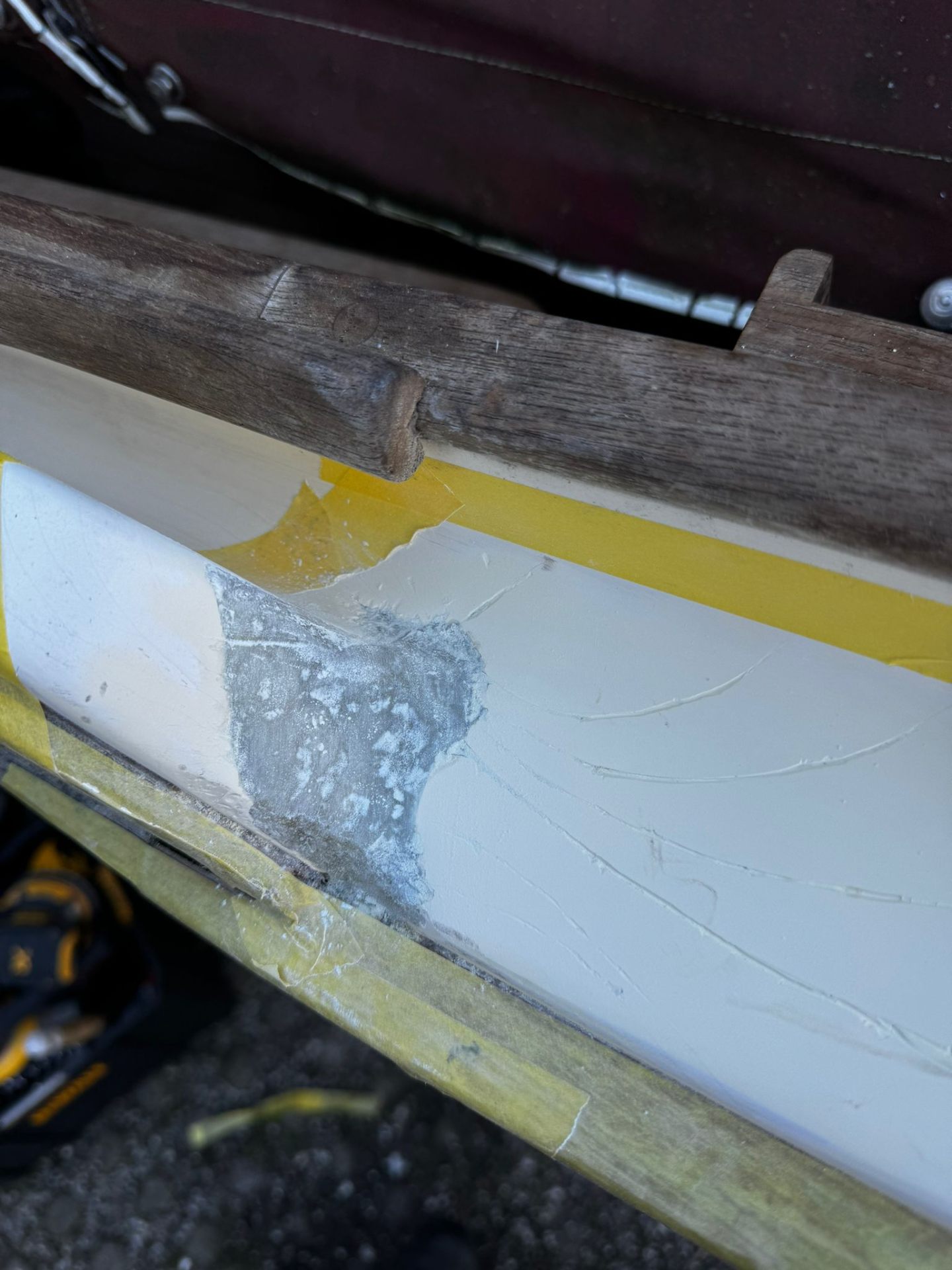 Polyester reparatie / refit — FB Jachtbouw Polyester reparatie en refit van romp en dek van een jacht — FB Jachtbouw Nederland